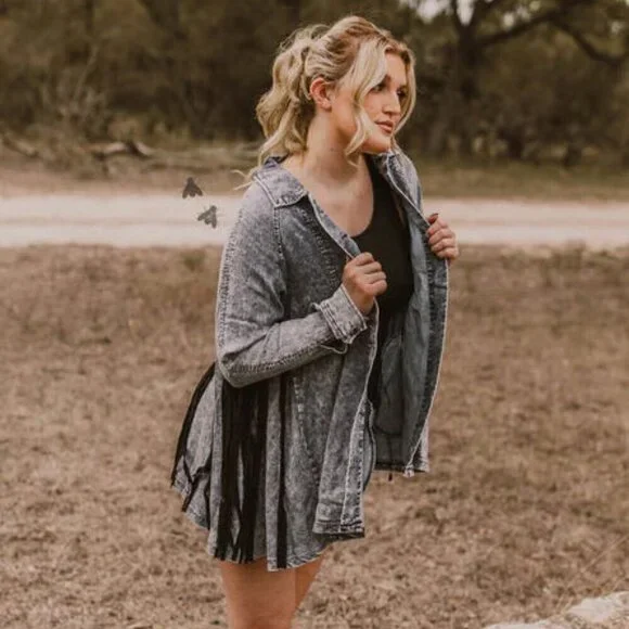 2FLYCO HILDAGO FALLS LADIES DENIM/CHAMBRAY JACKET WITH FRINGE NWT - Picture 4 of 13